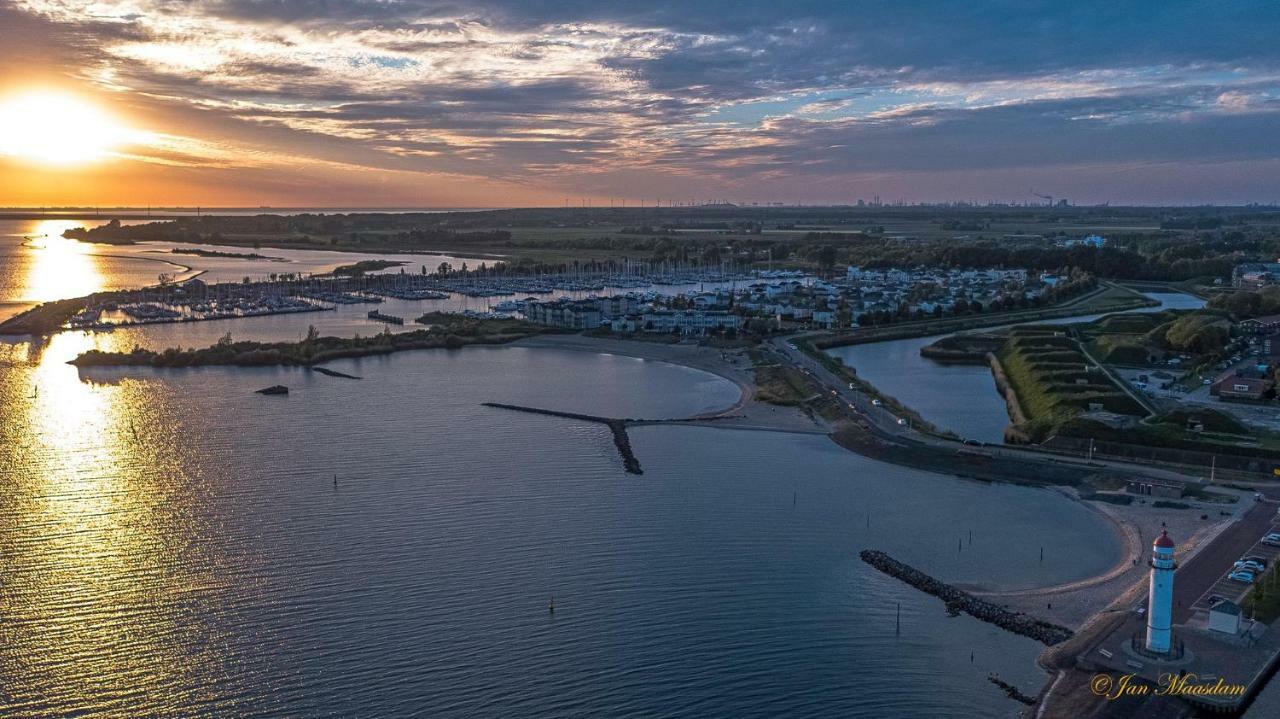 Beach Bungalow Hellevoetsluis Bagian luar foto